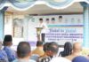 read news – Jefridin Ajak Warga Galang Dukung dan Doakan Pembangunan Berjalan Lancar Setdako Batam, Jefridin bersama masyarakat Kecamatan Galang di acara silaturahmi dan halal bihalal dengan jajaran OPD Kota Batam, di Halaman Kantor Camat Galang Selasa (9/5/2023). (Foto : muhammad amin - batamtv.com)