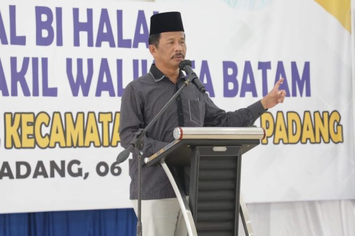 Walikota Batam HM Rudi berkeinginan  menjadikan daerah di hinterland menjadi destinasi wisata. Ini disampaikannya saat halal bihalal bersama masyarakat Belakangpadang Sabtu (6/5/2023). (Foto : muhammad amin - batamtv.com)