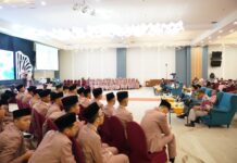 read news – Wisuda Siswa MAN IC Lulus 100 Persen Suasana The Graduation of Exquatecallium Angkatan V MAN Insan Cendekia (IC) Kota Batam Tahun Pelajaran 2022/2023 digelar di Hotel Planet Holiday, Kamis (18/05/2023).. (Foto : muhammad amin - batamtv.com)