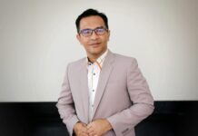 read news – Era Digital, Perlunya Pemahaman Penggunaan Gadget oleh Siswa Anggota DPRD Kepri Wahyu WAhyudin menuturkan, di momen Hardiknas 2023, guru dapat memberikan edukasi kepada para murid soal kegunaan media Tiktok dan Youtube sebagai media belajar. (Foto : muhammad amin - batamtv.com)_