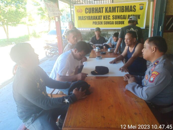 Warga Kelurahan Tanjung piayu Kecamatan Seibeduk mengeluhkan kepada polisi soal masih banyak pemuda pemudabermotor dengan knalpot racing. (Foto : muhammad amin - batamtv.com)