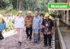 read news – Pantau Pembangunan MCK di Ponpes Al Kautsar, Cen Sui Lan disambut KH Supeno