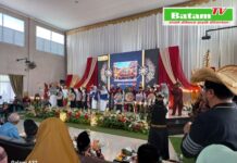 read news – Bidang Kepemudaan LAM Kota Tanjungpinang Ajarkan Murid SDIT Ar Refah Berbalas Pantun