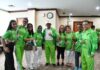 read news – Kontingen Kepri Siap Berlaga di Fornas -VII Gubernur Kepri Anshar Ahmad melepas kontingen KORMI Kepri yang akan mengikuti Festival Olahraga Masyarakat tingkat Nasional. Acara bertempat di lantai-V gedung Graha Kepri pada Jumat (30/6) pagi. (Foto : muhammad amin - batamtv.com)