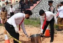 read news – Kapolres Kepulauan Anambas Musnahkan Barang Bukti Kokain Pemusnahan narkoba dilakukan Senin (5/6/2023) di Gedung Sarja Arya Racana Mapolres Anambas yaitu narkotika jenis Kokain yang dimusnahkan sebanyak 1.212,4 gram. (Foto : abdi perdana - batamtv.com)