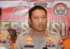 read news – Ompusunggu : Pentingnya Jaga Kerukunan antarwarga dan Saling Menghormati Kapolres Tanjungpinang Kombes Pol H. Ompusunggu saat menjadi narasumber dalam acara penguatan Kamtibmas Kondusif dan hindari Provokasi Isu sara dan berita hoax di Gedung Lembaga Adat Melayu (LAM) Kota Tanjungpinang pada Jumat (28/07/2023)(Foto : dwi susilo - batamtv.com)