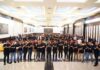 read news – Ikatan Sarjana Perkapalan Chapter Batam Gelar Silaturahmi Setdako Batam Jefridin (tengah) saat Acara Halal Bihalal Ikatan Alumni Teknik Unhas Chapter Sumatra dan Ikatan Sarjana Perkapalan Chapter Batam digelar di Restoran Golden Prawn, Bengkong, Sabtu (8/7/2023). (Foto : muhammad amin - batamtv.com)