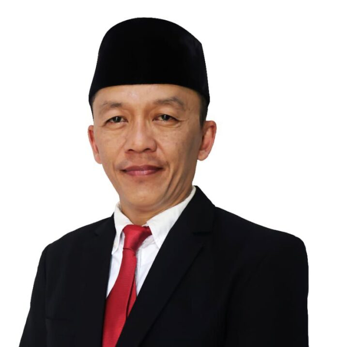 Kadis Kominfo Propinsi Kepri menyebut  hasil survey Badan Pusat Statistik (BPS) Kepulauan Riau di bulan Maret 2023 menunjukkan angka kemiskinan di Provinsi Kepulauan Riau ada di presentase terendah sejak Tahun 2015. (Foto : dwi susilo - batamtv.com)