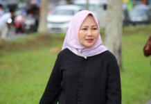 read news- Ragam Opini Kenaikan Tarif Pas Pelabuhan SBP Ketua DPRD Kota Tanjungpinang Yuniarni Pustoko Weni mengatakan bahwa kebijakan PT. Pelindo untuk menaikan tarif pas pelabuhan saat ini belum tepat, Rabu (19/07/2023). (Foto : dwi susilo - batamtv.com)