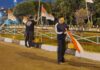 read news – 10 Juta Bendera Merah Putih Ditargetkan Terpasang di Karimun Bendera-bendera dipasang oleh Badan Kesatuan Bangsa Dan Politik (Kesbangpol) Kabupaten Karimun untuk menyambut dan menyemarakkan HUT RI ke 78 tahun 2023 Ahad (30/07). (Foto : abdi perdana - batamtv.com)