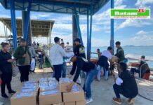 read news – Sahabat Inspirasi Batam Serahkan Bantuan kepada Korban Puting Beliung Pulau Kasu