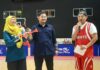 rea news – Kompetisi Bola Basket dalam Meramaikan HUT Awal Bros Direktur RSAB Botania sekaligus sebagai Perwakilan Awal Bros Group, dr Retno Kusumo MARS (kiri) menghadiri Hari Ulang Tahun (HUT) Rumah Sakit Awal Bros yang ke 25 tahun 2023. (Foto : abyaqsa ramadan - batamtv.com)