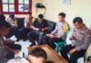 read news – Peningkatan Pembinaan Rohani dan Mental Anggota Polres Karimun Suasana personil Polres Bintan saat melaksanakan pembinaan rohani dan mental (Binrohtal) rutin pada Kamis (6/7/2023) setiap usai pelaksanaan apel pagi . (Foto : abdi perdana - batamtv.com)