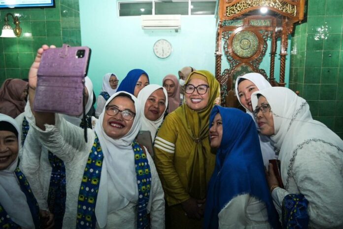 Pembinaan Ketahanan Mental Agama, Badan Kontak Majelis Taklim (BKMT) Kota Batam di Masjid Al Ikhlas, Perumahan Plamo Garden, Batamcenter, Minggu (16/7/2023)(Foto abyaqsa ramadan - batamtv.com)