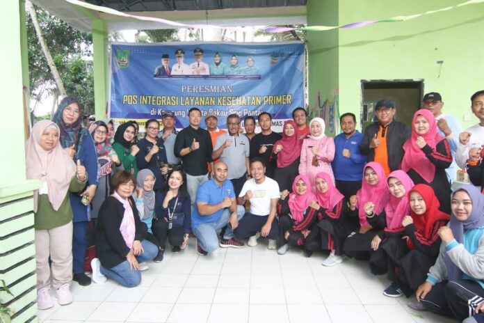   “Gemar Beraktivitas Fisik”, yang ditaja Pemerintah Kota Batam melalui Dinas Kesehatan Kota Batam , di Kampung Bakau Serip, Kelurahan Sambau, Kecamatan Nongsa, Jumat (4/8/2023). (Foto : abyaqsa ramadan - batamtv.com)