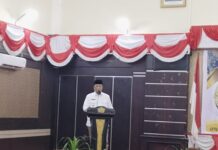 read news – Rakerda LPTQ VII Digelar di Karimun Wabup Karimun Anwar Hasyim berharap atas dibukanya Rakerda LPTQ Kabupaten Karimun dapat segera menyusun program program bagaimana memajukan Karimun dengan Generasi Generasi Quraani. (*Foto : abdi perdana - batamtv.com)