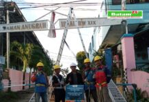 read news – Respon Cepat Keluhan Warga, PLN Batam Lakukan Perbaikan dan Penataan Kabel Semrawut