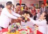 read news – Sekolah Bina Bangsa Dewi Sakti Semesta Karimun Diresmikan Cen Sui Lan Anggota DPR RI (kanan) dan Aunur Rafiq Bupati Karimun menghadiri peresmian Sekolah Bina Bangsa Dewi Sakti Semesta Karimun, Sabtu (29/7/2023). Cen Sui Lan telah mengalokasikan dana Rp200 juta untuk pembangunan sarana prasarana Sanitasi Lembaga Pendidikan Keagamaan (LPK) kepada sekolah tersebut. (Foto : abdi perdana - batamtv.com)