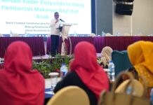 read news – Kader PKK Harus Tingkatkan Pengetahuan dan Ketrampilan Setdako Batam Jefridin saat memnmberikan pengarahan ke anggota PKK . (Foto : muhammad amin - batamtv.com )