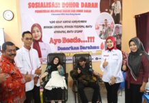 read nes – Posyandu Remaja Nawasena di Bintan Diresmikan Peresmian Posyandu Remaja yang diberi nama Nawasena di Desa Ekang Anculai, digelar Sabtu (04/11) diselingi kegiatan donor darah. (Foto : abdi perdana - batamtv.com)