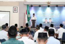 read news – Diklat Manajemen Masjid Provinsi Kepri Dibuka Ketua Dewan Masjid Indonesia Propinsi Kepri , HM Rudi membuka Diklat Manajemen Masjid Provinsi Kepri di Aula PIH Batam Center, Senin (13/11/2023). (Foto : abyaqsa ramadan - batamtv.com)
