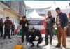 read news – Peletakkan Batu Pertama Pembangunan Mess Kejaksaan Negeri Karimun Dilakukan Wakil Bupati Karimun H. Anwar Hasyim, M.Si melakukan peletakan batu pertama pembangunan mess Kejaksaan Negeri Karimun, di kecamatan Karimun Kabupaten Kota, Selasa (31/10/2023). (Foto : abdi perdana - batamtv.com)