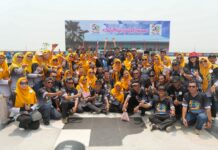 read news – Wagub Kepri Hadiri Peringatan Reuni 50 Tahun SMAN Karimun Wagub Kepri Marlin Agustina hadir bersama Wali Kota Batam sekaligus Kepala BP Batam H Muhammad Rudi. Hadir juga Bupati Karimun Aunur Rafiq yang juga alumni sekolah tersebut. Selain berbaur dengan ribuan alumni lainnya, Marlin juga sudah ditunggu rekan seangkatannya: alumni angkatan 1991. (Foto : abdi perdana - batamtv.com)