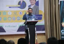 read news – Penurunan Angkat Stunting, Gubernur Ansar: Kampus Punya Peran Strategis Gubernur Kepri Ansar Ahmad mengapresiasi capaian Kepri dalam menurunkan angka stunting dimana Kepri berada di urutan ke 4 terendah dari 38 provinsi. Padahal di tahun 2021 angka stunting berada di 17,6 persen. Kepri berhasil menurunkan di tahun 2022 sebanyak 2,2 persen sehingga tinggal 15,4 persen. (Foto : abdi perdana - batamtv.com)