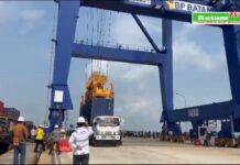read news – STS Crane Beroperasi Terbukti Pangkas 50 Persen Waktu Sandar Kapal di Pelabuhan Batu Ampar