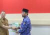 read news – Wabup Buka Resmi Acara Sosialisasi Forum Satu Data Kabupaten Natuna dan Satu Data Indonesia Wakil Bupati Rodhial Huda (kedua dari kiri) menjelaskan Data sangat penting bagi perencanaan pembangunan nasional maupun daerah melalui Data. (Foto : dwi susilo - batamtv.com)