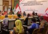 read new – Natal dan Pergantian Tahun, Pemprov Bahas Empat Isu Utama Gubernur Ansar (tengah) mewanti-wanti munculnya Covid-19 varian JN.1 pada momen Natal 2023 dan Tahun Baru (Nataru) 2024, di Kepri. Justru itu, Gubernur Kepri meminta semua stakeholder mengambil langkah-langkah pencegahan potensinya munculnya Covid-19 tersebut. (Foto : dwi susilo - batanmtv.com)