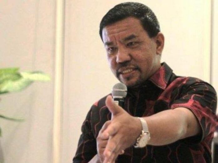 Kadispar Propinsi Kepri Guntur Sakti  saat berkoordinasi dalam mencapai tujuan bersama dalam meningkatkan potensi pariwisata Tanjungpinang dan Provinsi Kepri. (Foto : abdi perdana - batamtv.com)