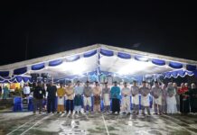 read news – Setdako Batam Buka STQ di Kelurahan Sambau Setdako Batam jefridin (baju koko krem (tengah) saat membuka STQ Kelurahan sambau . (Foto : muhammad amin - batamtv.com)