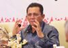 read news – Penertiban Kabel-kabel, Gubernur Ansar akan Tata Tanjungpinang Gubernur Ansar menegaskan jika di Tahun 2024 ini penataan wilayah dan revitalisasi Kota Tanjungpinang distop terlebih dahulu mengingat anggaran yang difokuskan untuk penyelenggaraan Pilpres, Pilkada dan Pileg. (Foto : abdi perdana - batamtv.coim)