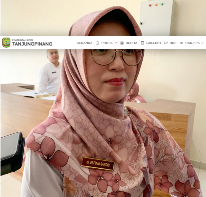 Kepala Dinas Kesehatan Pengendalian Penduduk dan Keluarga Berencana Tanjungpinang Elviani Sandri mengatakan pihaknya terus melakukan pemantauan kasus suspect DBD, serta menggencar penanganan dan pemeriksaan apakah benar positif DBD atau penyakit lain. (Foto : abdi perdana - batamtv.com)