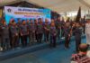 read news – Harapan Gubernur Kepri di Pelantikan Ketua dan Pengurus PWI Kepri Prosesi pelantikan Andi Gino (pegang bendera pataka) sebagai Ketua PWI Kepri dan pengurus periode 2023-2028 di Tanjungpinang, Sabtu (20/1/2024). (Foto : dwi susilo - batamtv.com)_