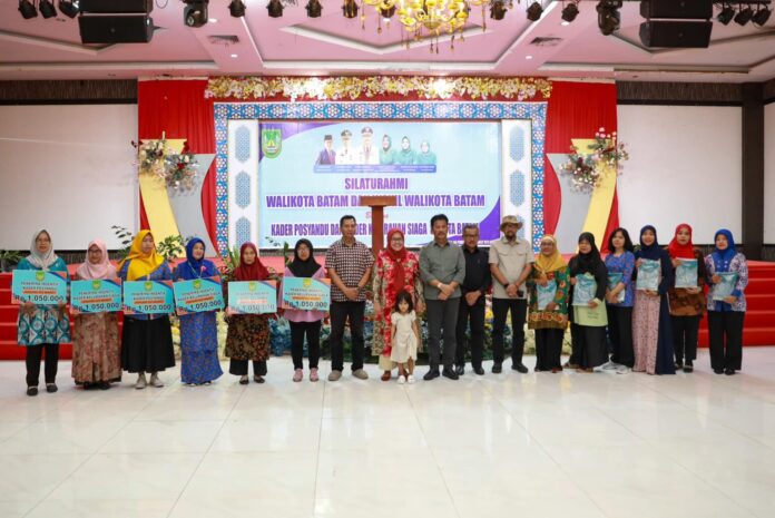 Walikota Batam HM Rudi mengajak kader posyandu untuk menjadikan Batam zero stunting . (Foto : abyaqsa ramadan - batamtv.com)