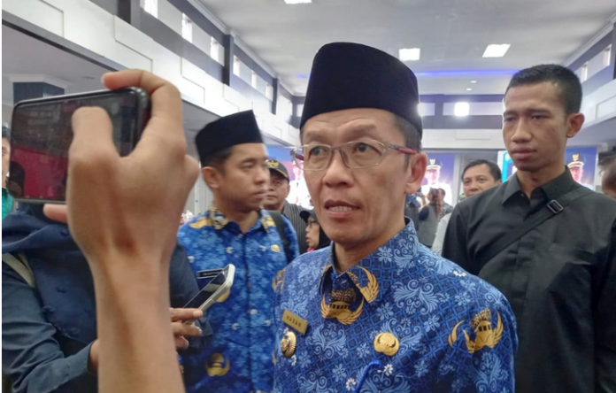 Pj Wali kota Tanjungpinang, Hasan, S.Sos menyampaikan pihaknya telah melakukan kajian terkait pembayaran BPJS kesehatan ini. Hasan menyebut, upaya ini mendukung pelaksanaan Pemilu 2024 bisa berjalan dengan lancar. (Foto : dwi susilo - batamtv.com)