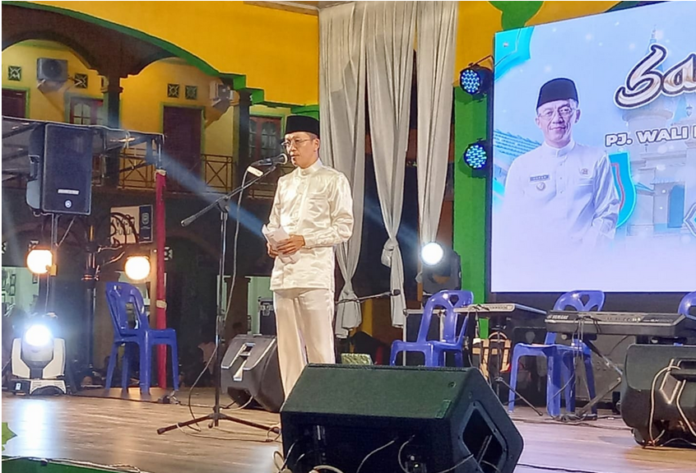 Pj Wali kota Tanjungpinang, Hasan, S.Sos berharap menuju Pemilu damai 2024 khususnya di Kota Tanjungpinang bisa berjalan aman dan tertib. (Foto : dwi susilo - batamtv.com )