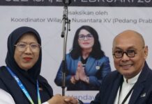 read news – Serah Terima Jabatan Kepala LPP RRI Ranai Sukses Digelar Sekretaris Daerah Natuna Boy Wijanarko mengatakan pemerintah Kabupaten Natuna sangat terbuka untuk menerima kritik dan masukan dari masyarakat yang sifatnya membangun dan membuat kami dapat bekerja lebih baik lagi. (Foto : abdi perdana - batamtv.com)