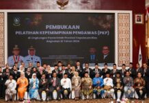read news – Pelatihan Kepemimpinan Pengawas Angkatan XI di Lingkup Pemprov Kepri Dibuka Setda Prov Adi Prihantara membuka Pelatihan Kepemimpinan Pengawas (PKP) Angkatan XI di Lingkungan Pemerintah Provinsi Kepulauan Riau Tahun 2024.. (Foto : dwi susilo - batamtv.com)