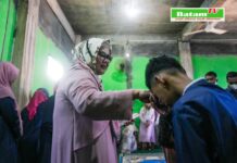 read news – Ketua Umum Pikori BP Batam Hj Marlin Agustina Serahkan Bantuan Sembako