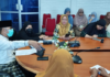 read news – Pemko Tanjungpinang Terapkan SOP termasuk soal Antrean Kepala Dinas Kependudukan dan Pencatatan Sipil Kota Tanjungpinang Drs. H. Wan Samsi (kiri) mengatakan bahwa pelayanan pemko Tanjungpinang tetap mengedepankan pelayanan kepada masyarakat sesuai SOP. Salah satunya soal antrean. (Foto : dwi susiilo - batamtv.com)