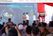 read news – Kepri Ramadhan Fair Dibuka Wakil Presiden RI dengan Ditandai Pemukulan Bedug Kepulauan Riau Ramadhan Fair ini telah dibuka oleh Wakil Presiden RI dengan ditandai pemukulan bedug.. (Foto : abdi perdana - batamtv.com)