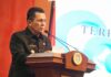 rread news – DPRD Provinsi Kepri Terus Gesa Ranperda Penanggulangan Bencana Daerah Gubernur Kepulauan Riau H. Ansar Ahmad menyampaikan tanggungjawab Pemerintah Daerah dalam penyelenggaraan penanggulangan bencana. Salah satunya yaitu pengurangan risiko bencana dan pemaduan pengurangan risiko bencana dengan program pembangunan. (Foto: dwi susilo - batamtv.com)