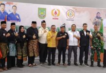 read news- Muskot, Ketua IPSI Batam Periode 2023-2027 Dijabat Juwadi Peserta Musorko IPSI Kota Batam bersama Setdako Batam Jefridin. (Fpoto : abyaqsa ramadan - batamtv.com)
