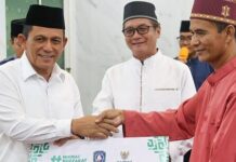 read news – Gubernur Kepri Direncakan Safari Ramadhan di Lingga G8ubernur Kepri ansar Ahmad dijadwalkan akan mengisi Safari Ramadan di Lingga pada 9 April. (Foto : abdi perdan a- batamt.com)