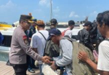 read news – Warga Bintan Patut Waspadai saat Mudik Kapolres Bintan AKBP Riky Iswoyo, S.I.K., M.M melalui Kasihumas Polres Bintan IPTU Missyamsu Alson mengatakan Patroli yang dilaksanakan tidak hanya sebatas lewat untuk berpatroli, (foto: abdi perdana - batamtv.com)