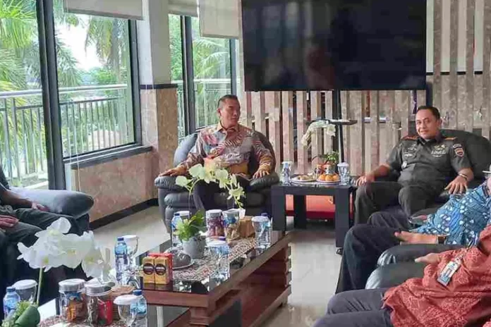 dandim dan pj wako