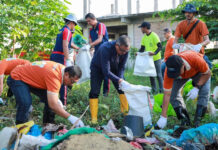 Jaga Kebersihan Lingkungan, DLH Goro di Bengkong Sadai